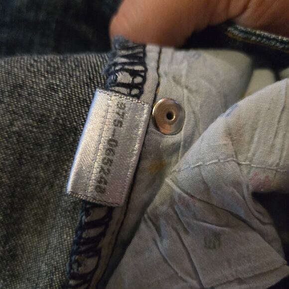 Rocawear Cropped Jeans Women’s 14 Dark Wash Stretch Denim - Picture 6 of 14